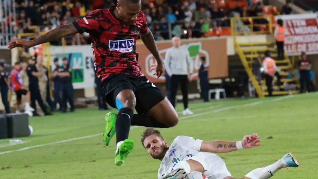 Alanyaspor Kaderini Değiştirecek Haftalar! 3